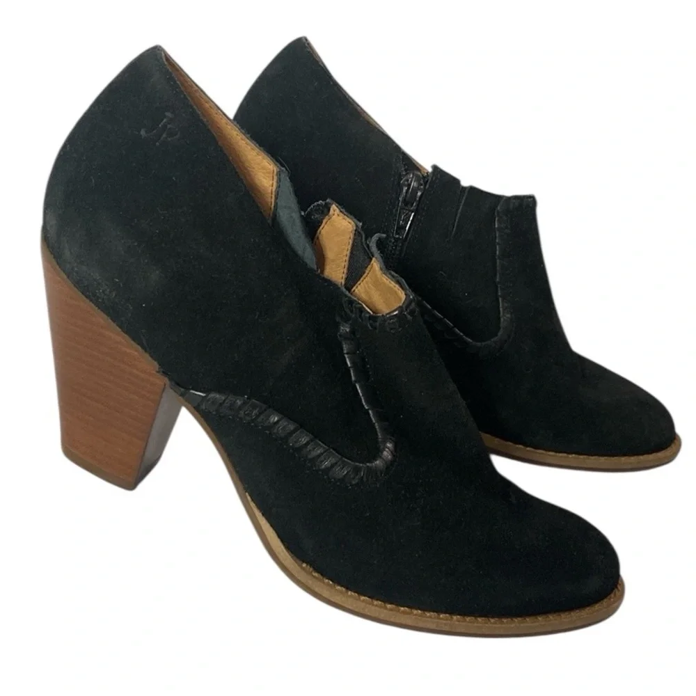 Jack Rogers Kyle black suede 3” Stacked heel booties size 6